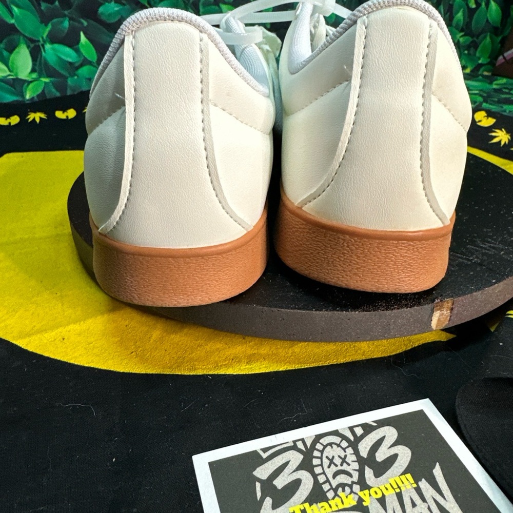 Adidas VL Court Size 9.5M - Picture 4 of 7